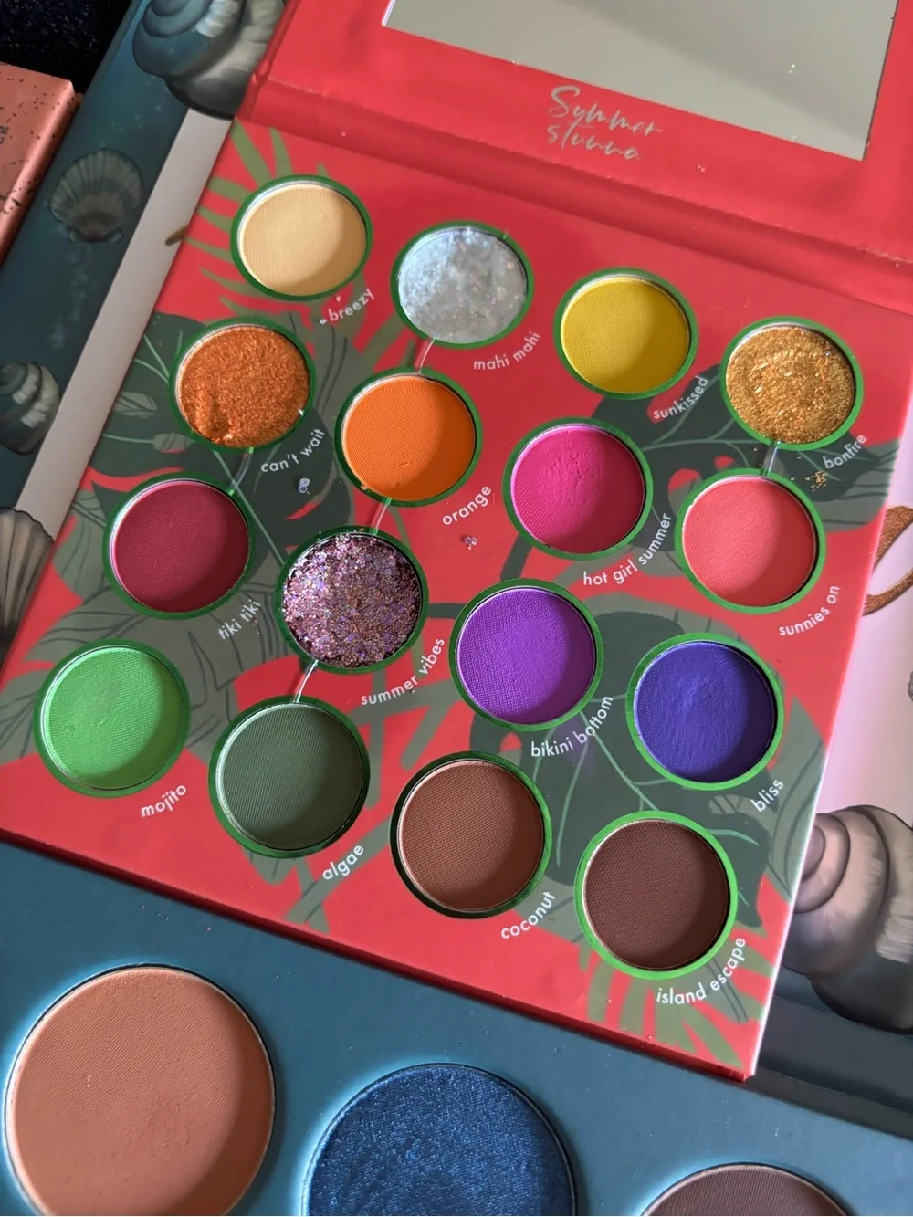 bareMinerals makeup artist